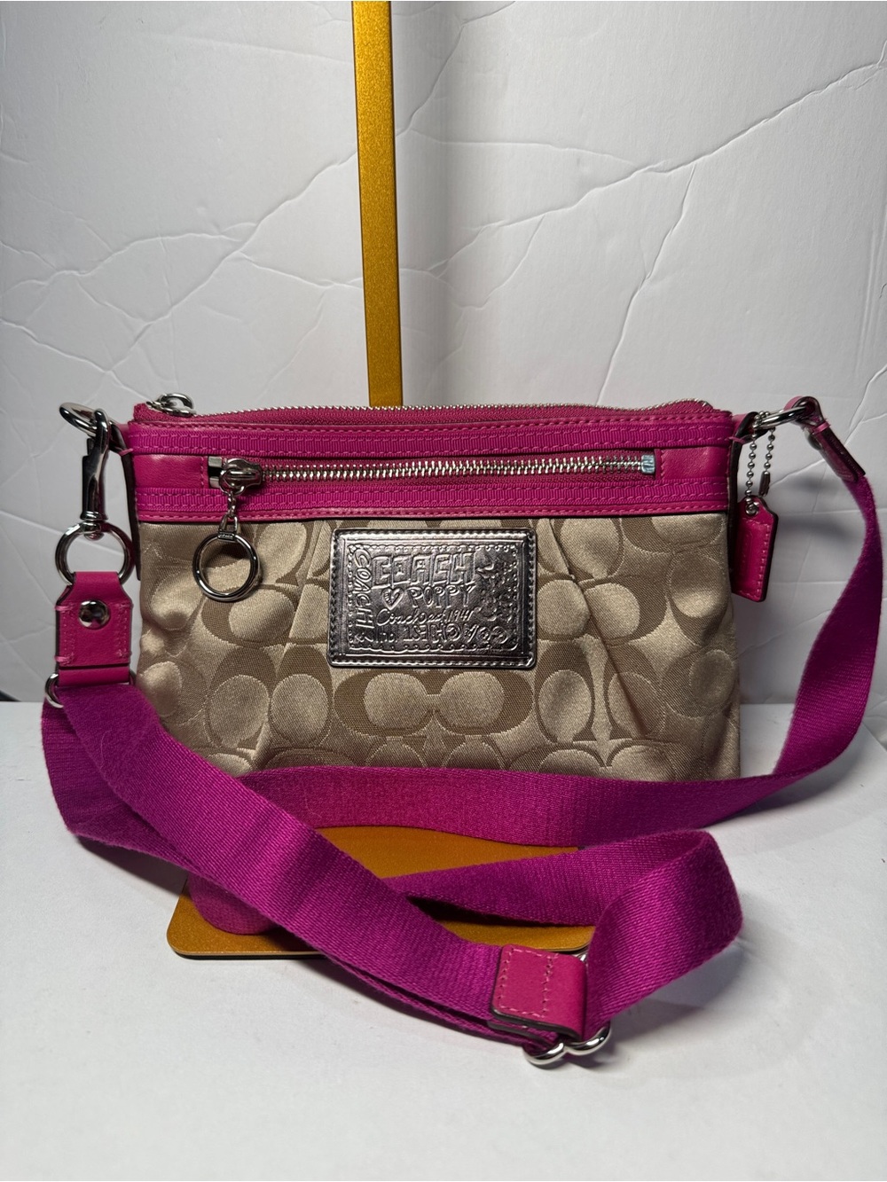 Coach Beige Jacquard Crossbody with Fuchsia Trim pink Poppy with strap